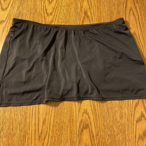 Lane Bryant Swim Skort Skirt Size 14 Solid Black Side Slits - Picture 1 of 6